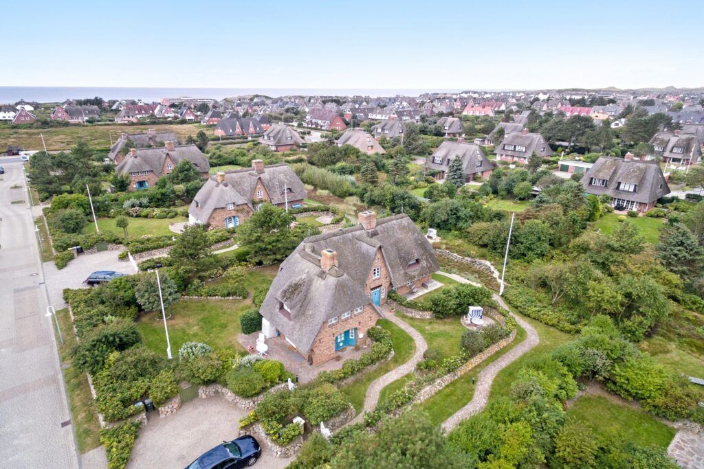 Blick über Ferienwohnungen auf Sylt