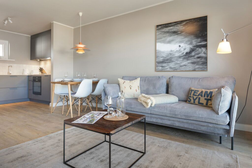 Wohnzimmer in einer Ferienwohnung auf Sylt